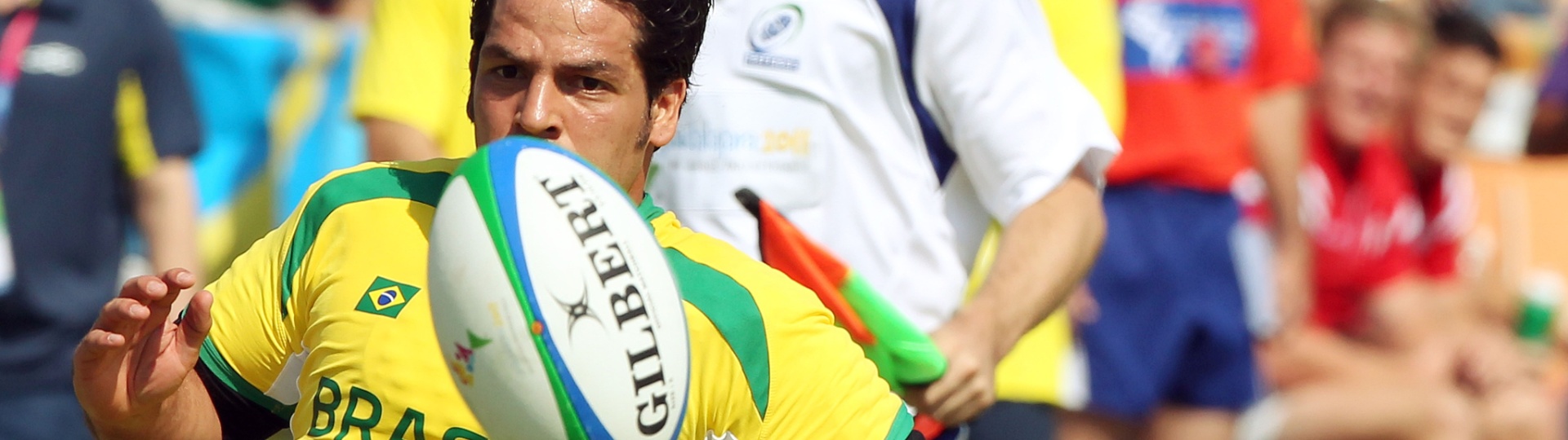 Tanque, jogador da seleção brasileira de rúgbi, durante a derrota para o Canadá na estreia do Pan (29/10/2011)