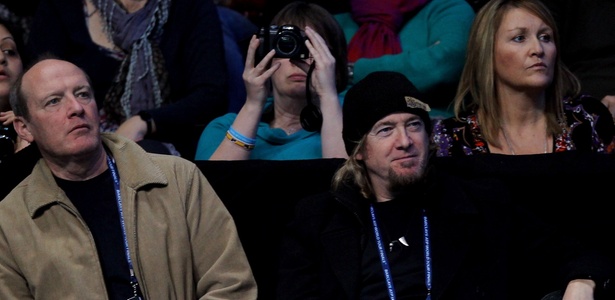 Guitarrista Adrian Smith, do Iron Maiden, acompanha a vitória de Nadal sobre Berdych em Londres - Matthew Lewis/Getty Images