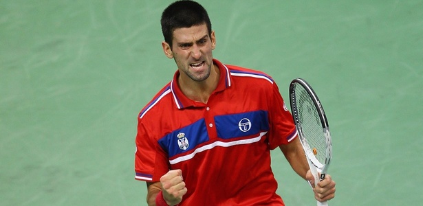 Novak Djokovic comemora ponto na vitória sobre Gilles Simon em Belgrado - Julian Finney/Getty Images