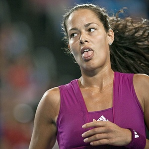 Ana Ivanovic corre risco de perder o Aberto da Austrália, primeiro grande torneio de 2011 - EFE/TONY MCDONOUGH