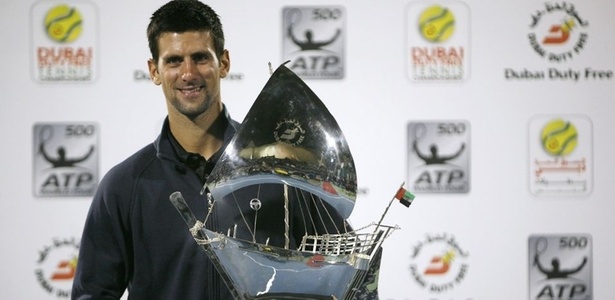 Djokovic pode ser primeiro tenista a vencer por quatro vezes seguidas em Dubai - EFE/Ali Haider