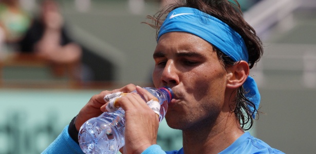 Na França, Nadal levantou seis vezes o título de Roland Garros - Patrick Kovarik/AFP