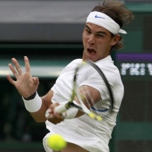 Nadal não teve muitas dificuldades para derrotar Sweeting por 3 sets a 0 e avançou em Wimbledon - Suzanne Plunkett/Reuters