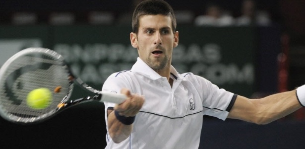 Na estreia do Masters 1000 de Paris, Djokovic venceu o croata Ivan Dodig por 2 sets a 0 - Horacios Villalobos