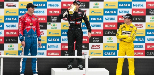 Will Power bebe leite no pódio após vencer prova da Indy em São Paulo  - Thiago Bernardes/UOL