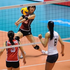 Alm do forte time japons, Brasil enfrentou barulho da torcida, que atrapalhou a equipe verde e amarela