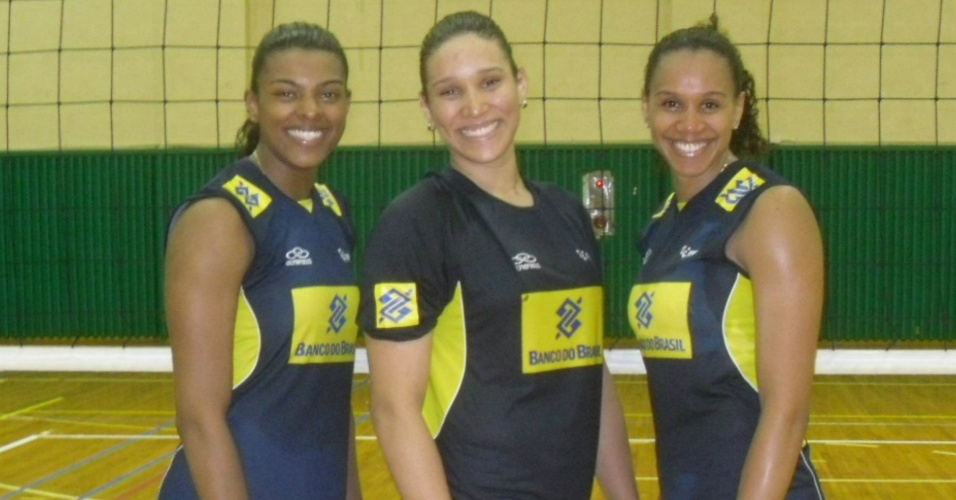 Fernanda Garay (e), Tandara (c) e Juciely, jogadoras da seleção feminina de vôlei